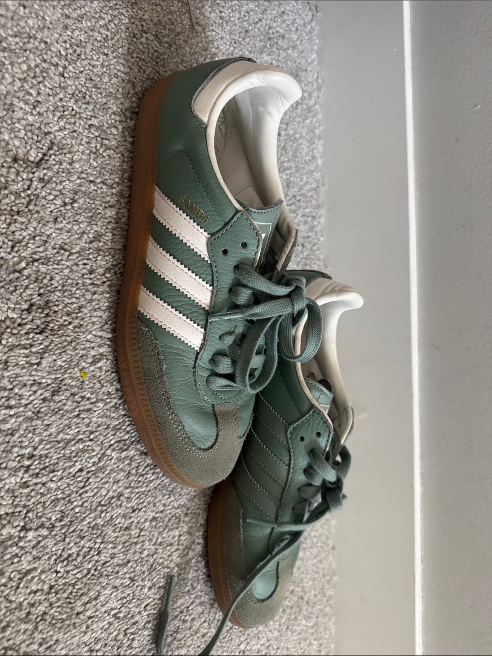 adidas Green Leather Sneakers with White Stripes - Picture 5 of 5